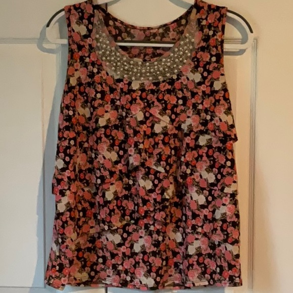 Fun and dressy, super comfy bejeweled floral tank! - Picture 6 of 6